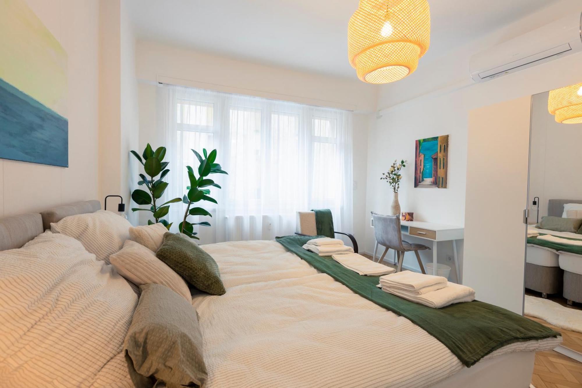 Vento Budapest - 120Qm Apartment With 4 Rooms & 4 Bathrooms Appartamento *